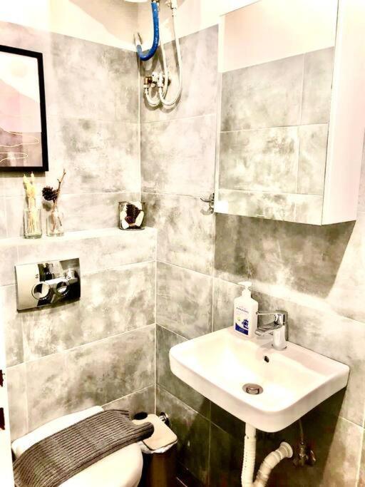 Akadimias Apartment 1 Atina Dış mekan fotoğraf